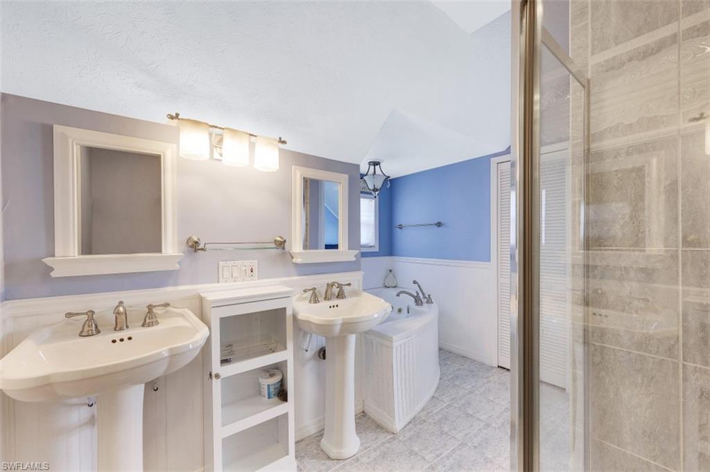 SOUTHPORT ON THE BAY - Residential