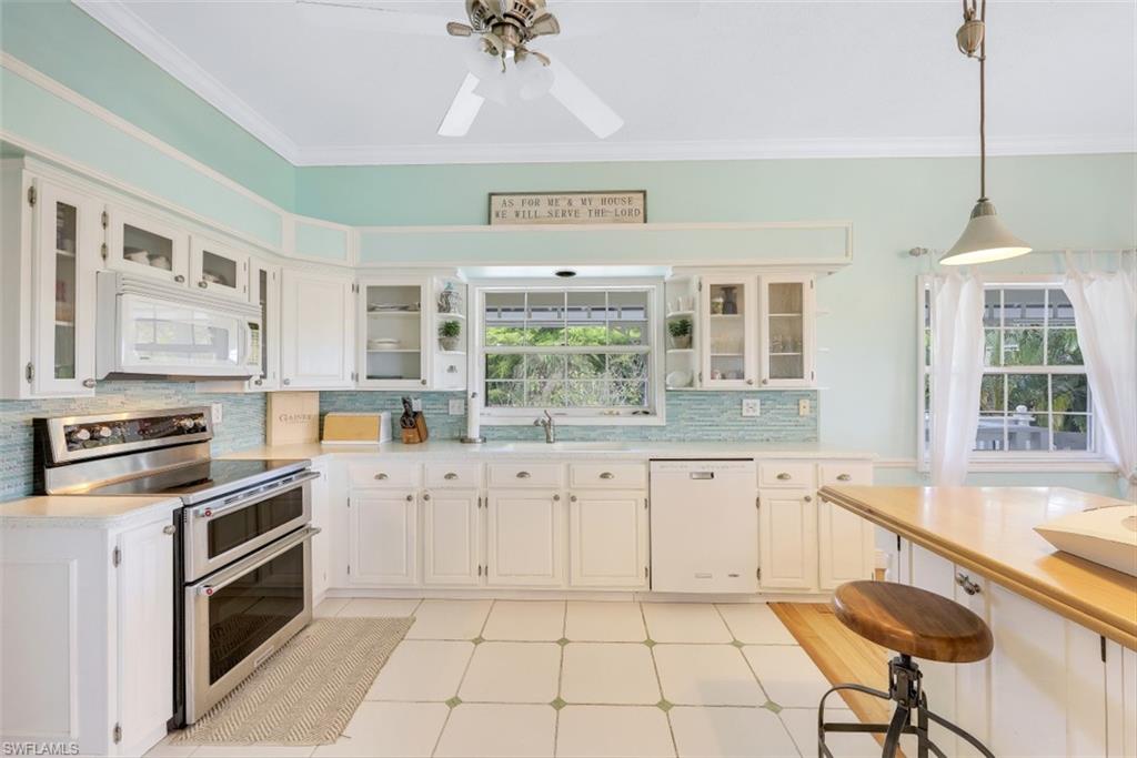 SOUTHPORT ON THE BAY - Residential