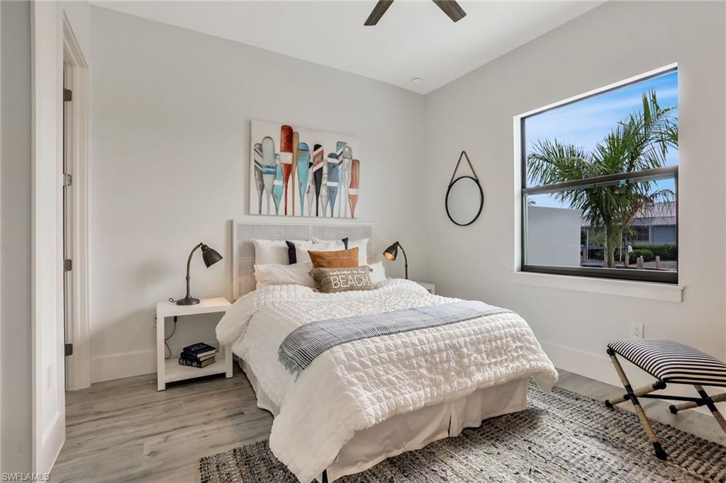 MARCO BEACH - Residential