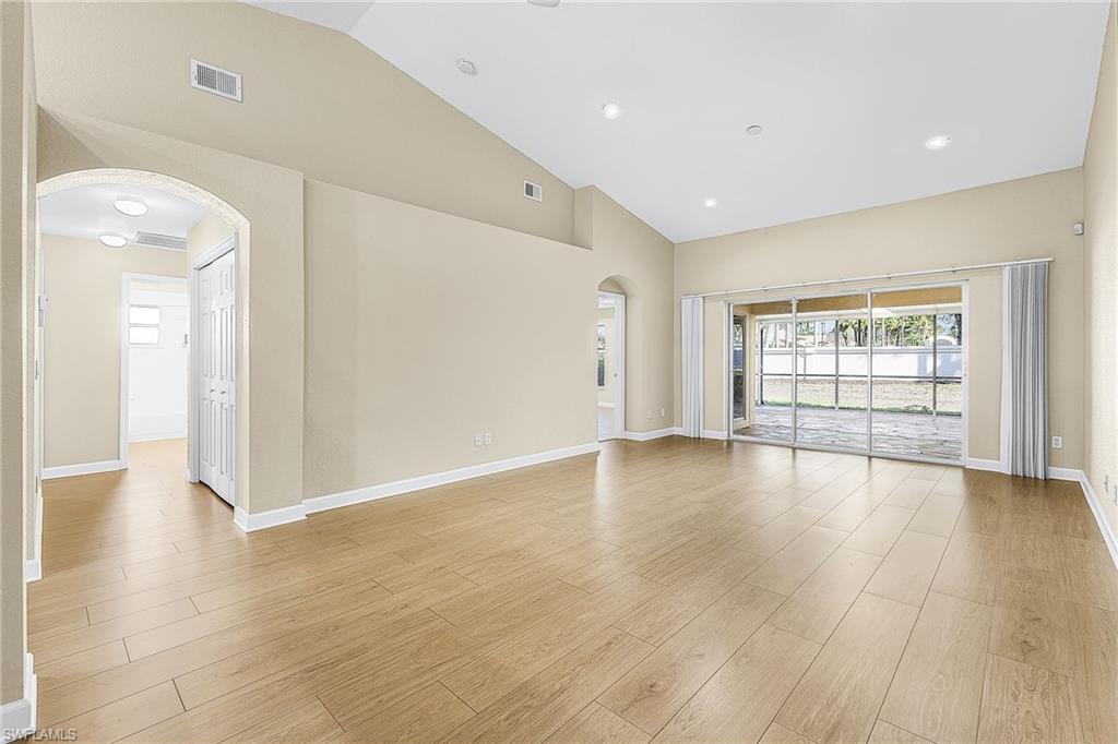 REFLECTION LAKES - Residential