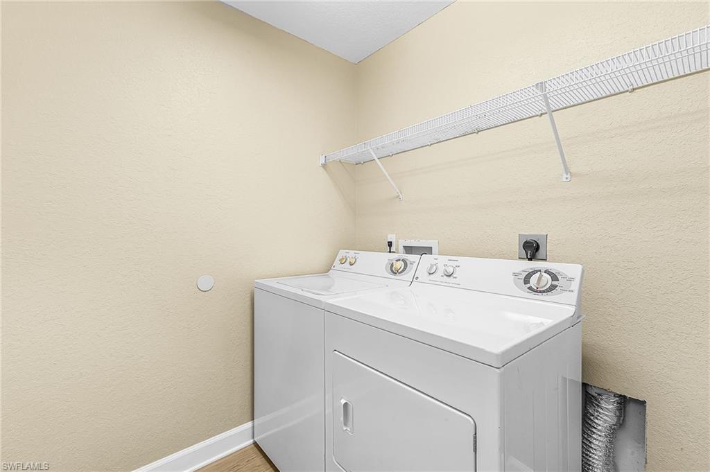 REFLECTION LAKES - Residential