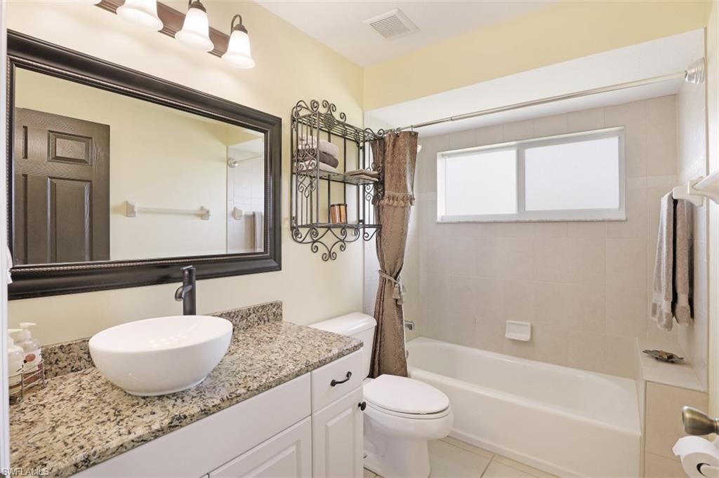 CORAL OAKS GOLF COURSE - Residential