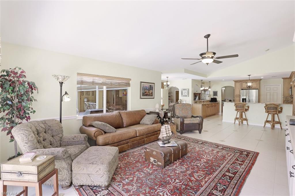 CORAL OAKS GOLF COURSE - Residential