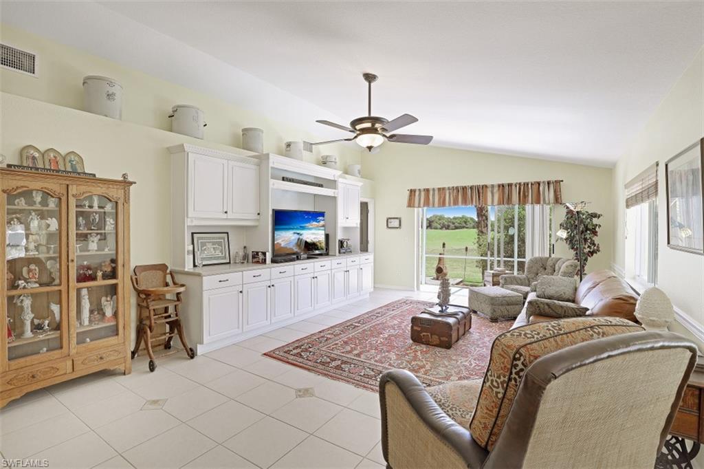 CORAL OAKS GOLF COURSE - Residential