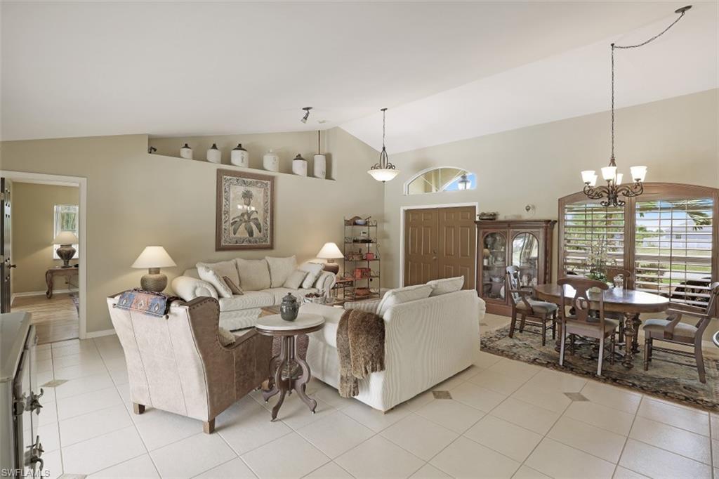 CORAL OAKS GOLF COURSE - Residential