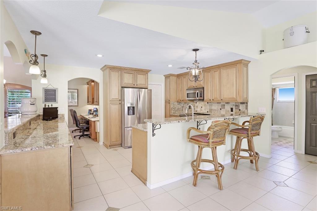 CORAL OAKS GOLF COURSE - Residential