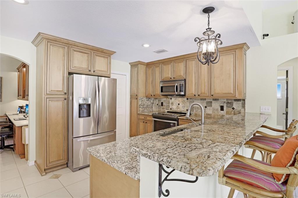 CORAL OAKS GOLF COURSE - Residential