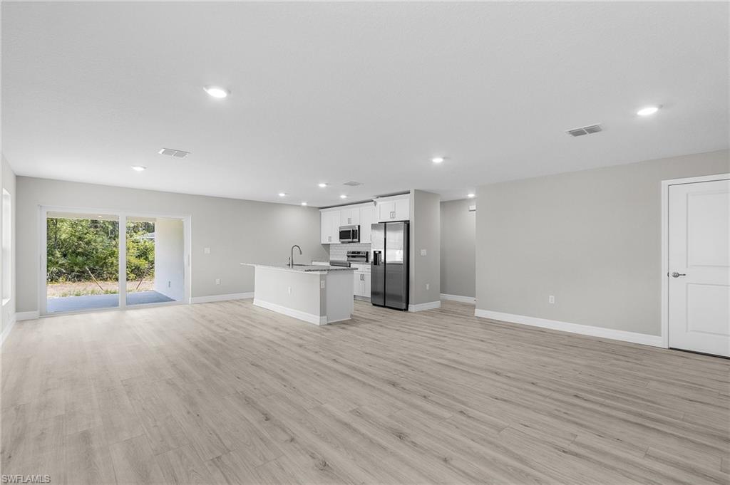 GREENBRIAR - Residential