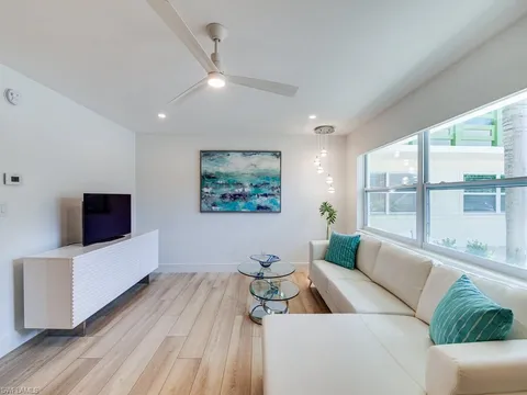 975 9th Ave S Unit 8, Naples, FL 34102 - #: 225011833