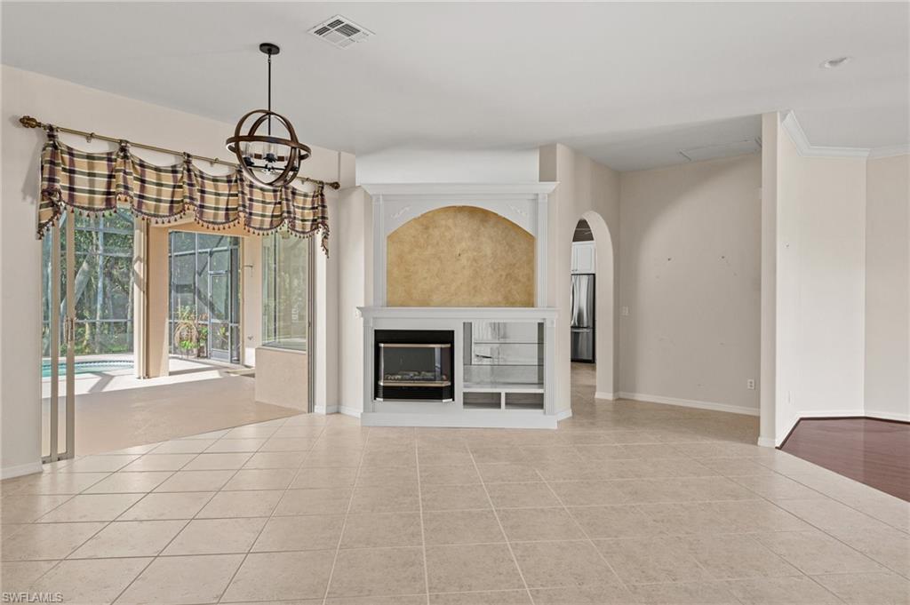 HUNTERS RIDGE - Residential