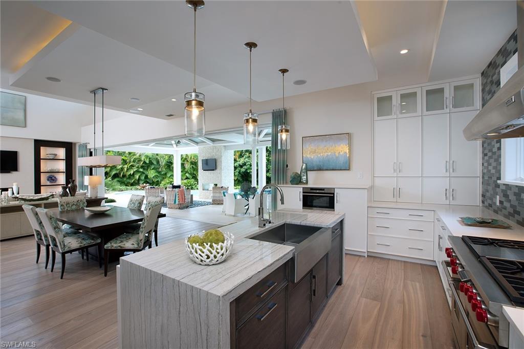 PARK SHORE - Residential