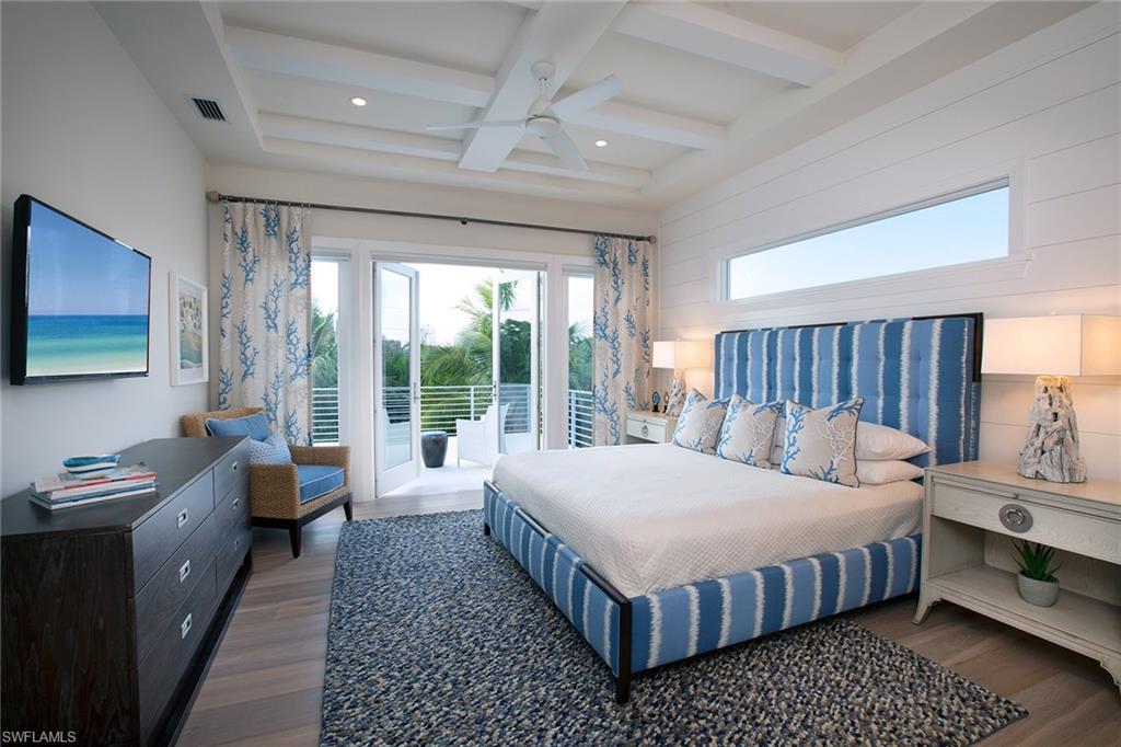 PARK SHORE - Residential