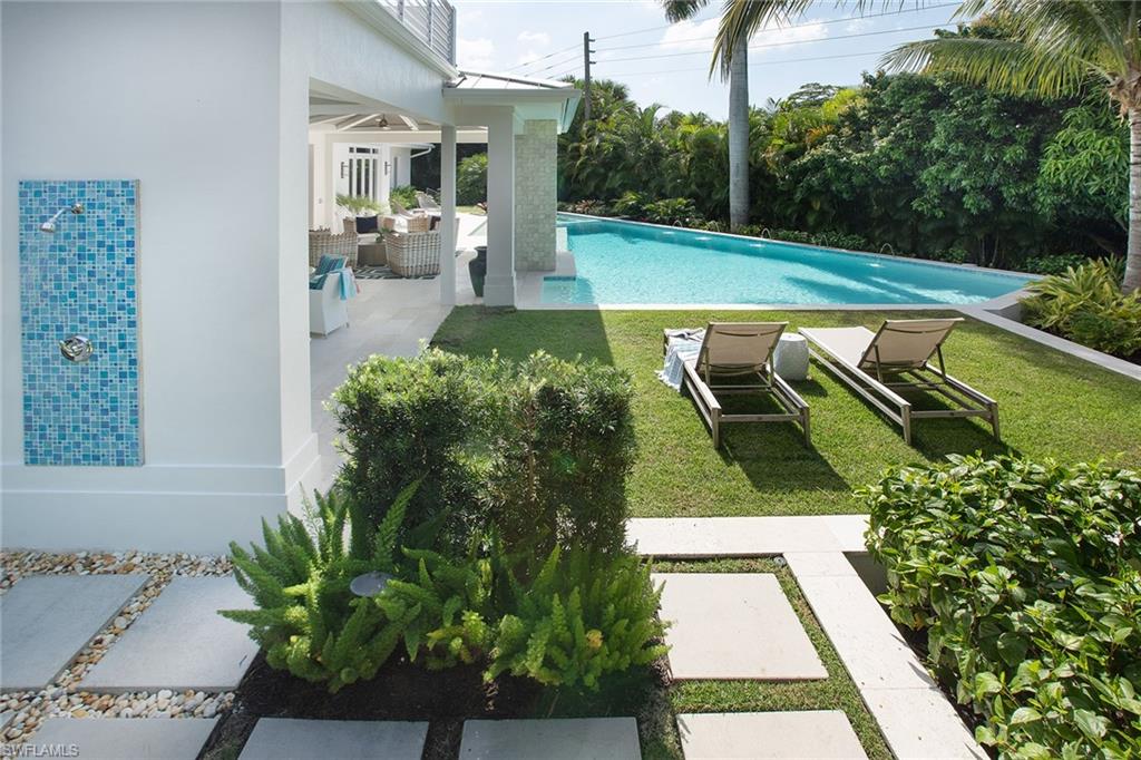 PARK SHORE - Residential