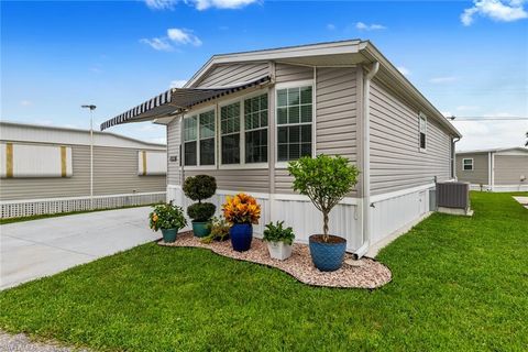 A home in ESTERO