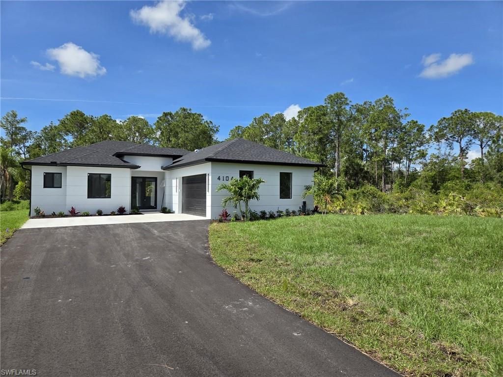 Photo of 4104 16th AVE NE, NAPLES, FL 34120 (MLS # 226019557)
