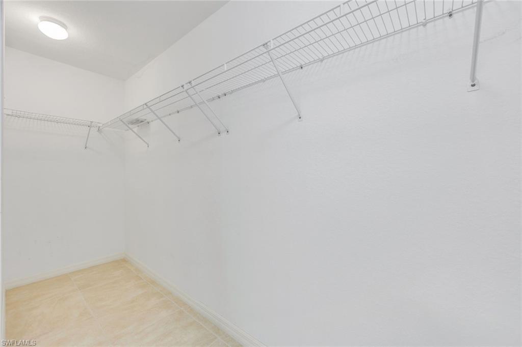 CARRIAGE HOMES AT WOODS EDGE - Residential