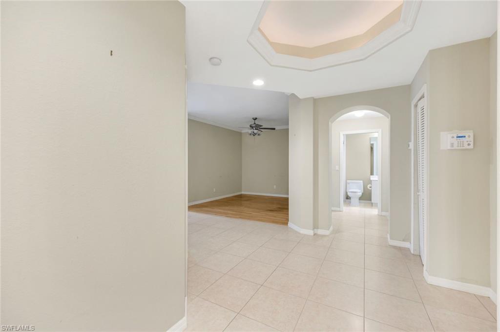 CARRIAGE HOMES AT WOODS EDGE - Residential