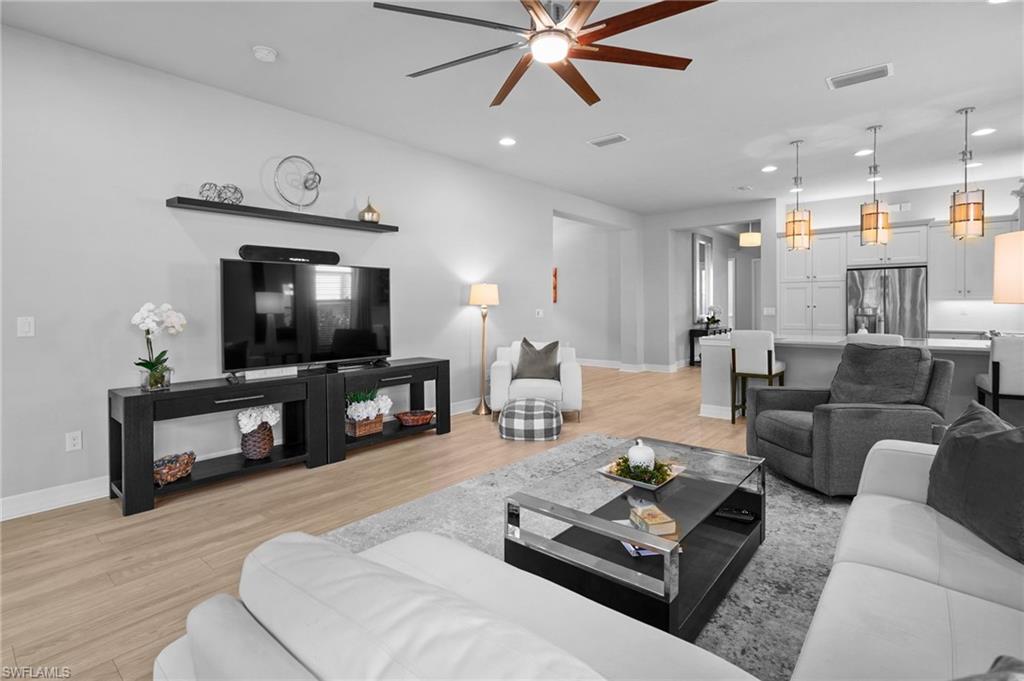 MARINA BAY - Residential