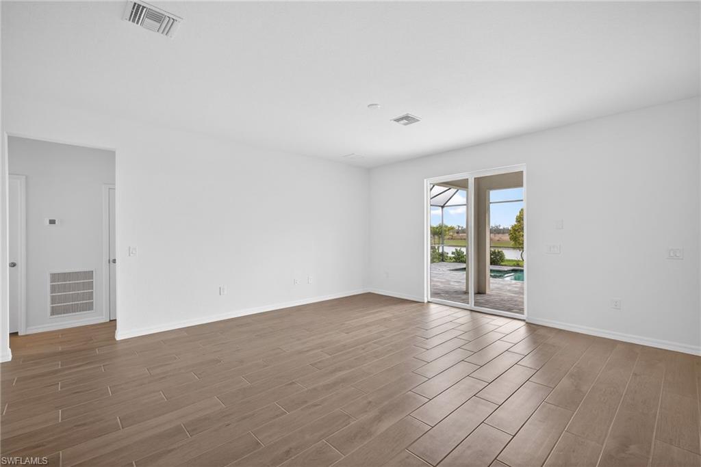 WILLOW AT PUNTA GORDA - Residential