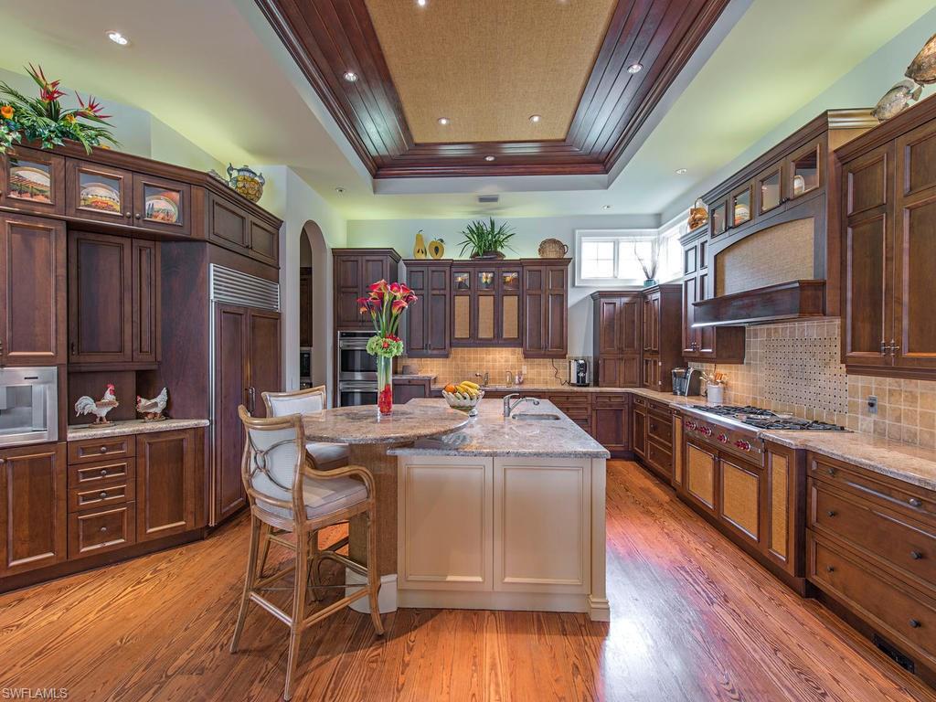 MARINA POINTE - Residential