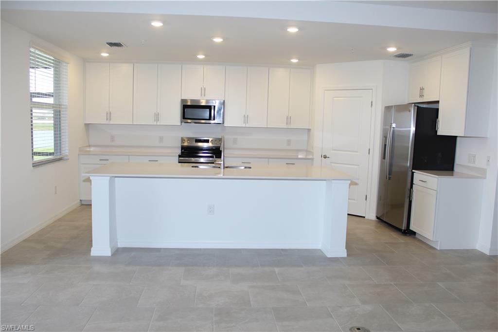 THE NATIONAL GOLF & COUNTRY CLUB AT AVE MARIA - Residential Lease