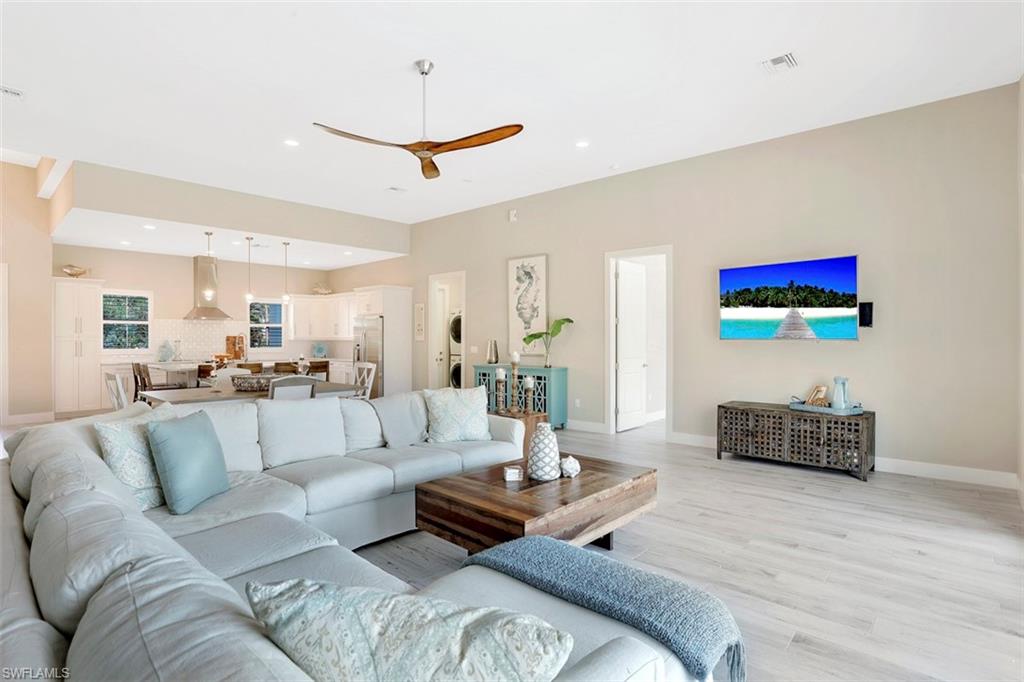 ISLES OF CAPRI - Residential