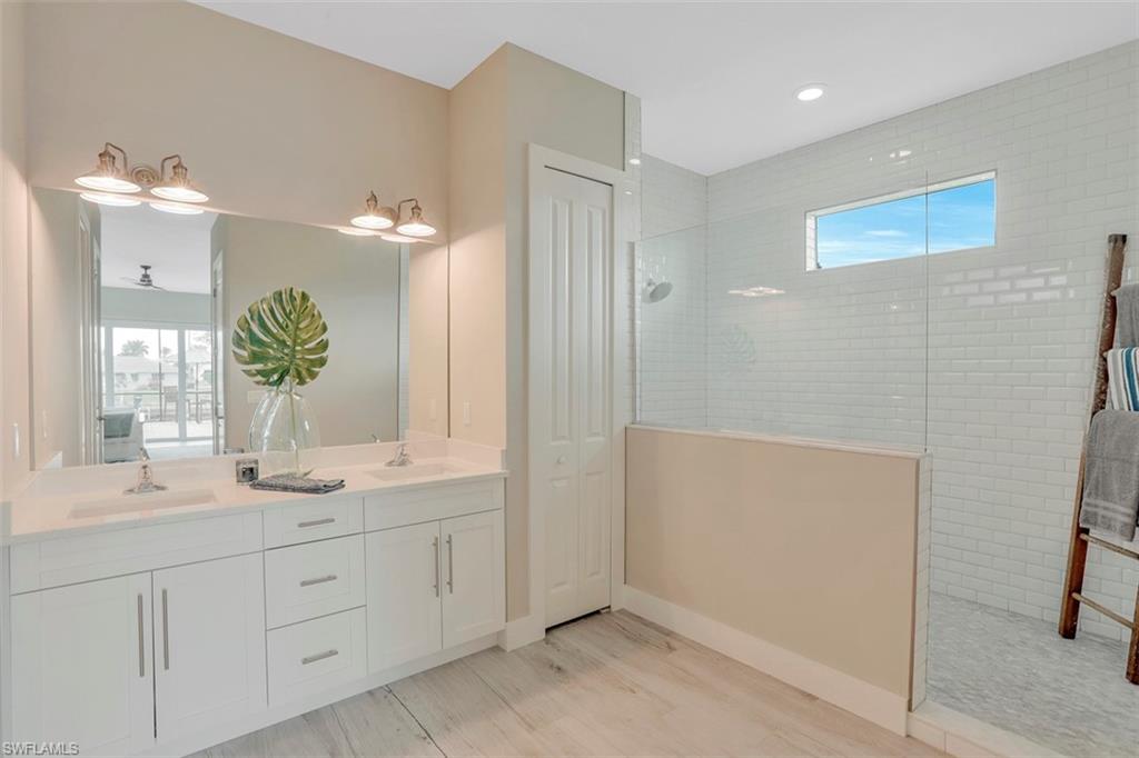 ISLES OF CAPRI - Residential