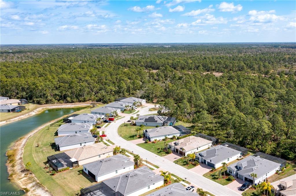 COUNTRY CLUB - Residential