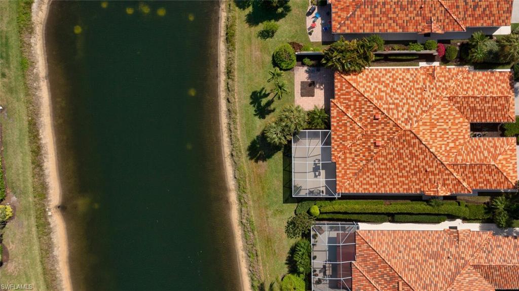 VILLAGE WALK - Residential