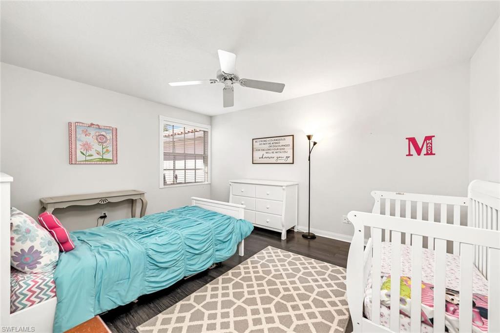 VILLAGE WALK - Residential