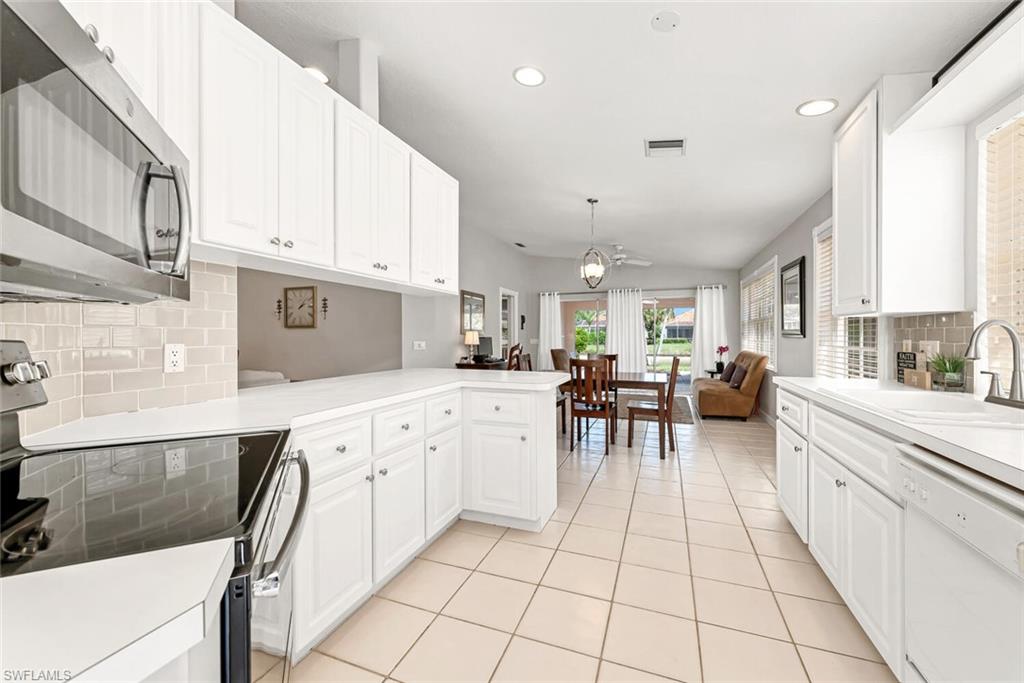 VILLAGE WALK - Residential