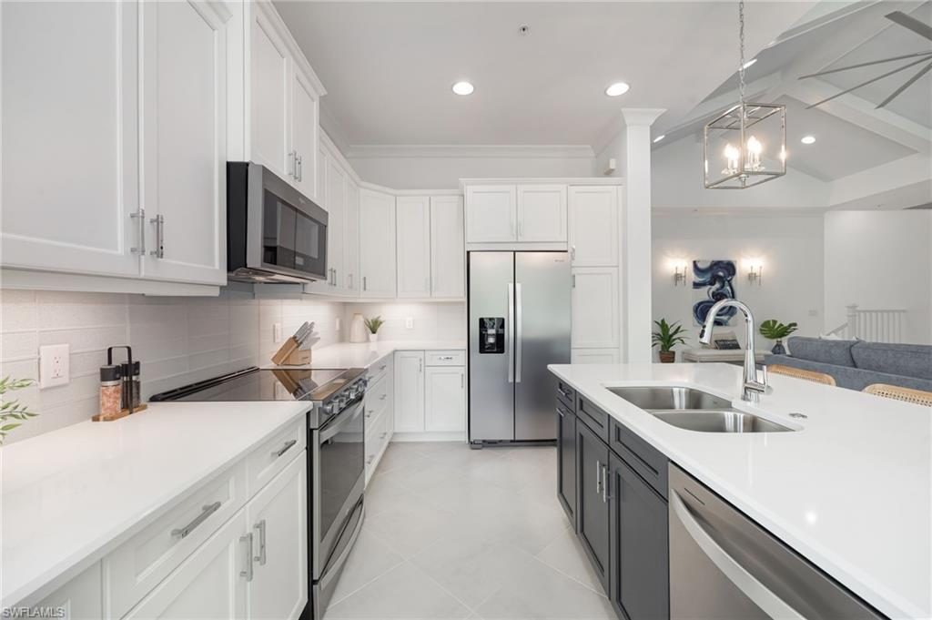 ISLES OF COLLIER PRESERVE - Residential