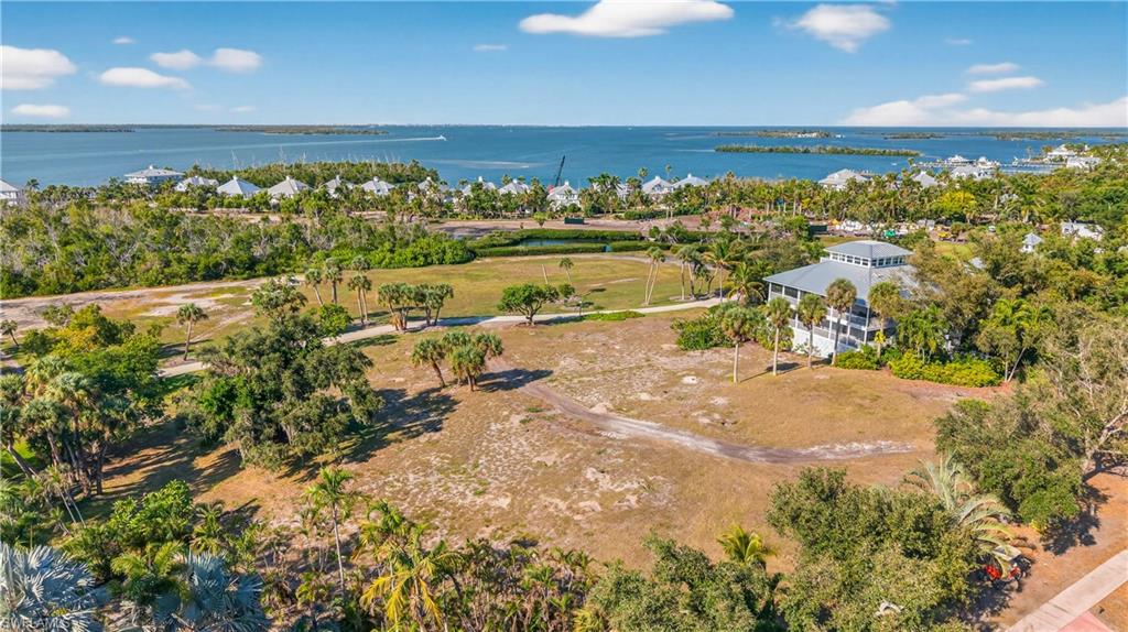 USEPPA ISLAND - Land