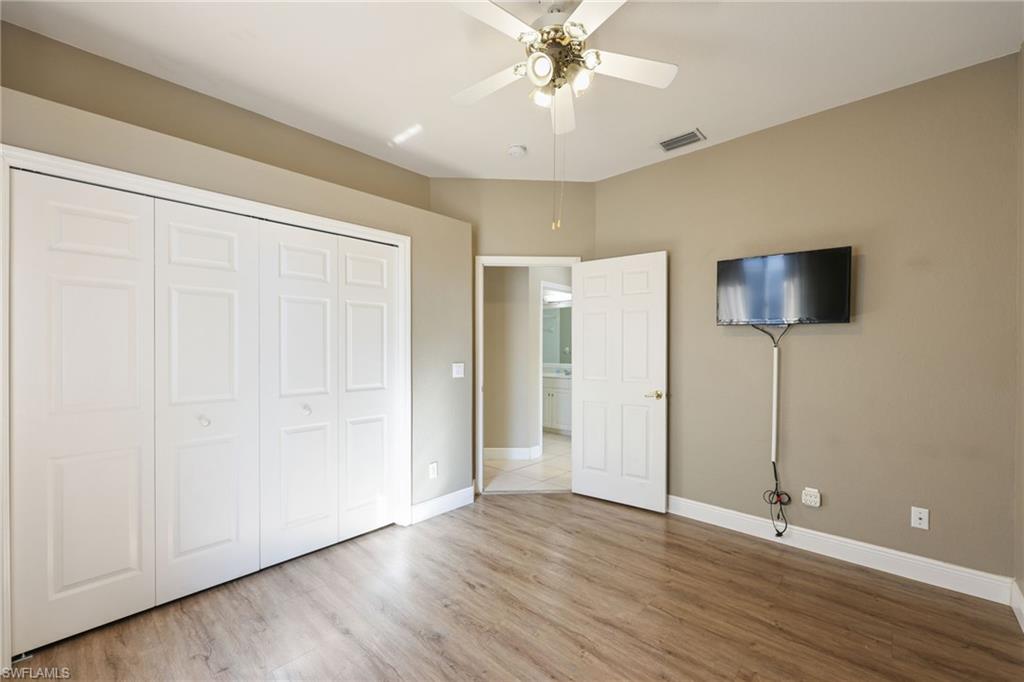 REFLECTION LAKES - Residential