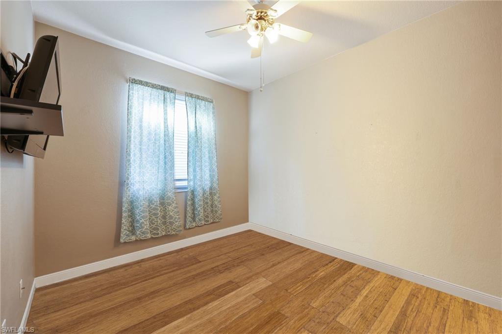 REFLECTION LAKES - Residential