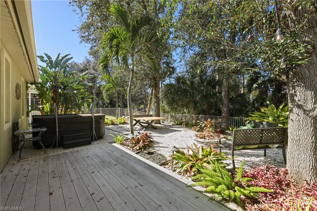 REFLECTION LAKES - Residential