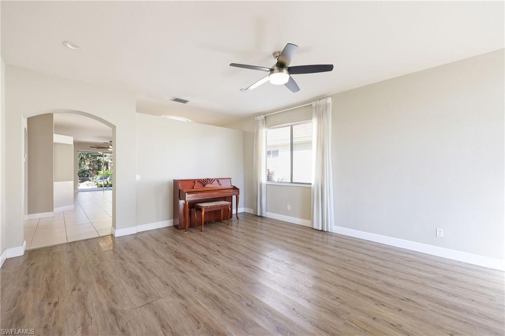 REFLECTION LAKES - Residential