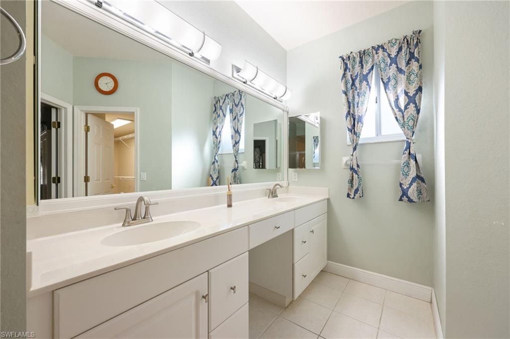 REFLECTION LAKES - Residential