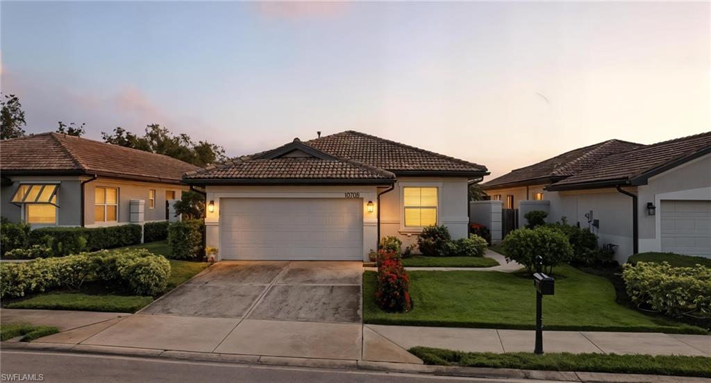 10705 Avila CIR