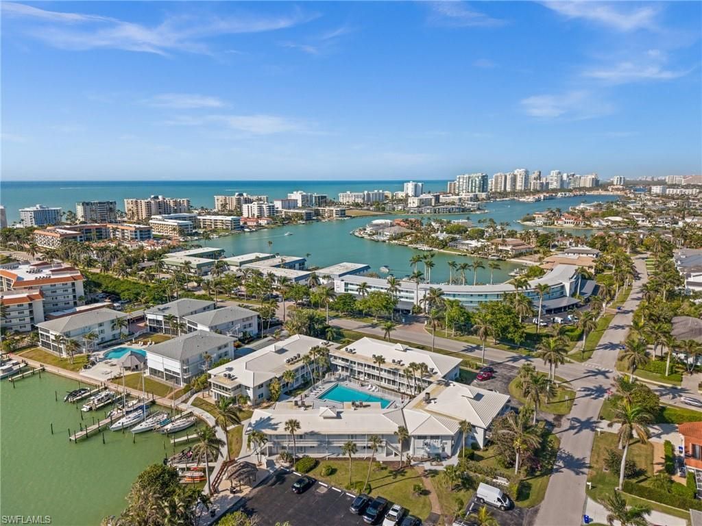 Photo of 342 Harbour DR, NAPLES, FL 34103 (MLS # 225005256)