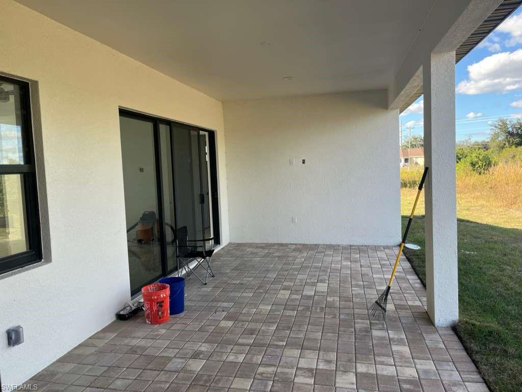 MIRROR LAKES - Residential