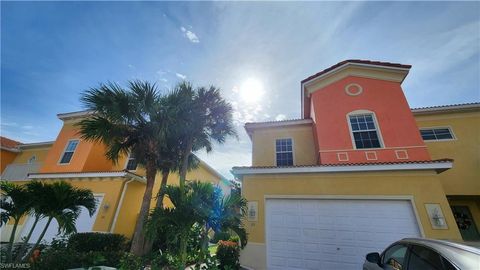 Townhouse in FORT MYERS FL 9811 Bodego WAY.jpg