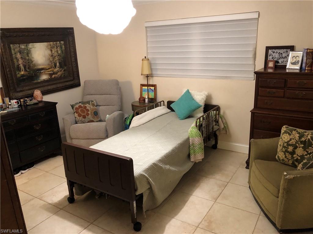 NAPLES TERRACE - Residential