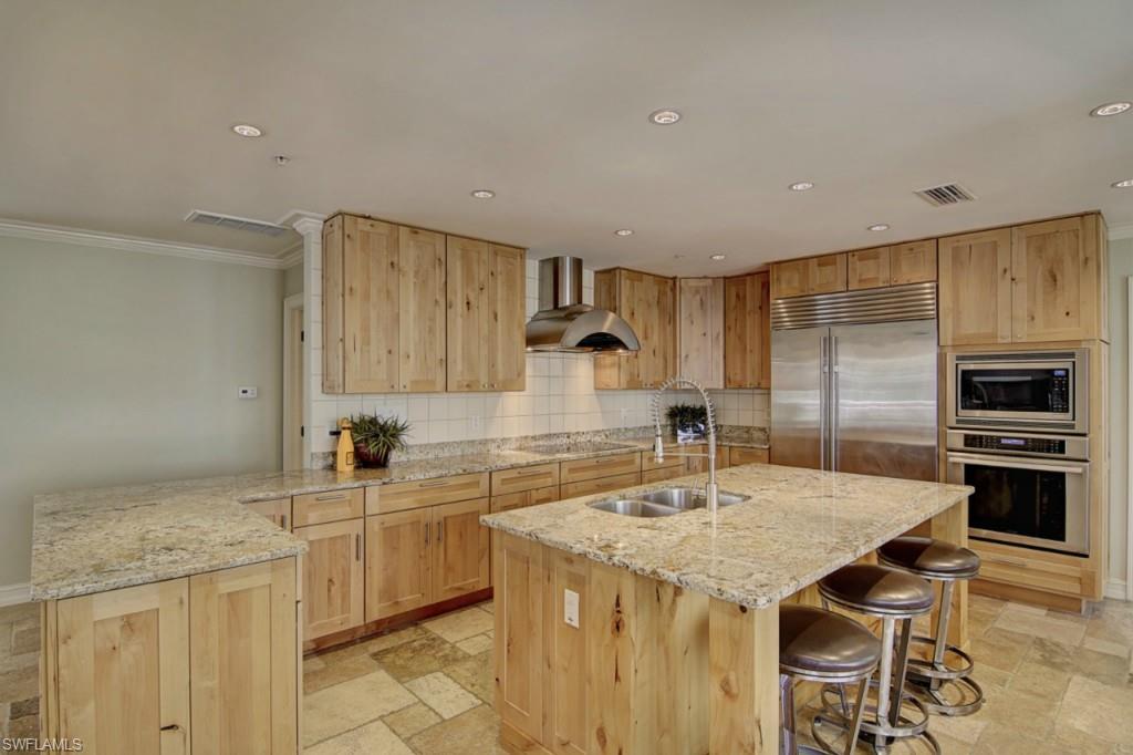 SOUTH SEAS PLANTATION RESORT - Residential