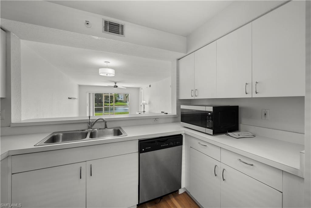 VICTORIA SHORES - Residential