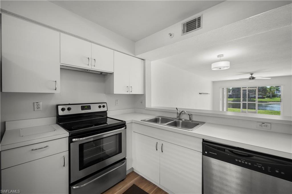 VICTORIA SHORES - Residential