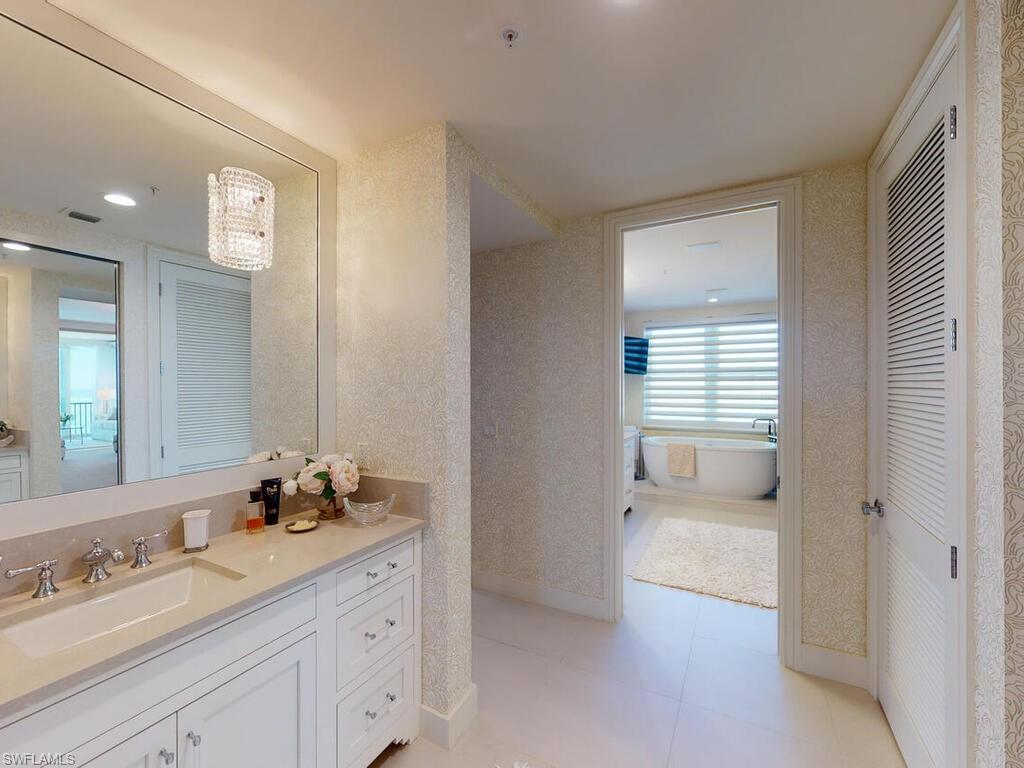 RIVIERA - Residential