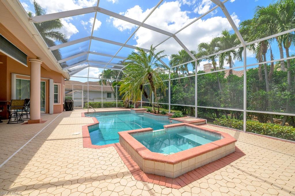 EDGEWATER - Residential