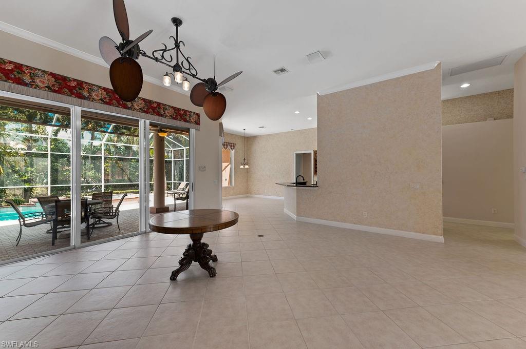 EDGEWATER - Residential