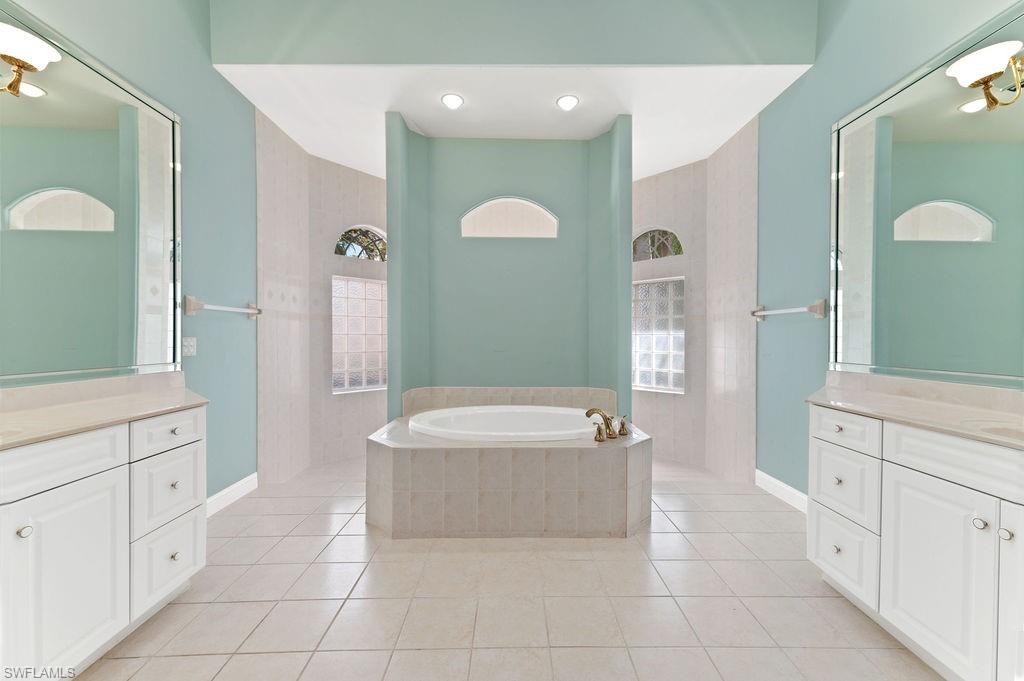 EDGEWATER - Residential